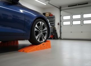 🚗 Dnešní královská sleva: Nájezdové klíny NEO TOOLS! 👑 Zvedni auto bez potíží a udělej si v garáži pořádný servisní...